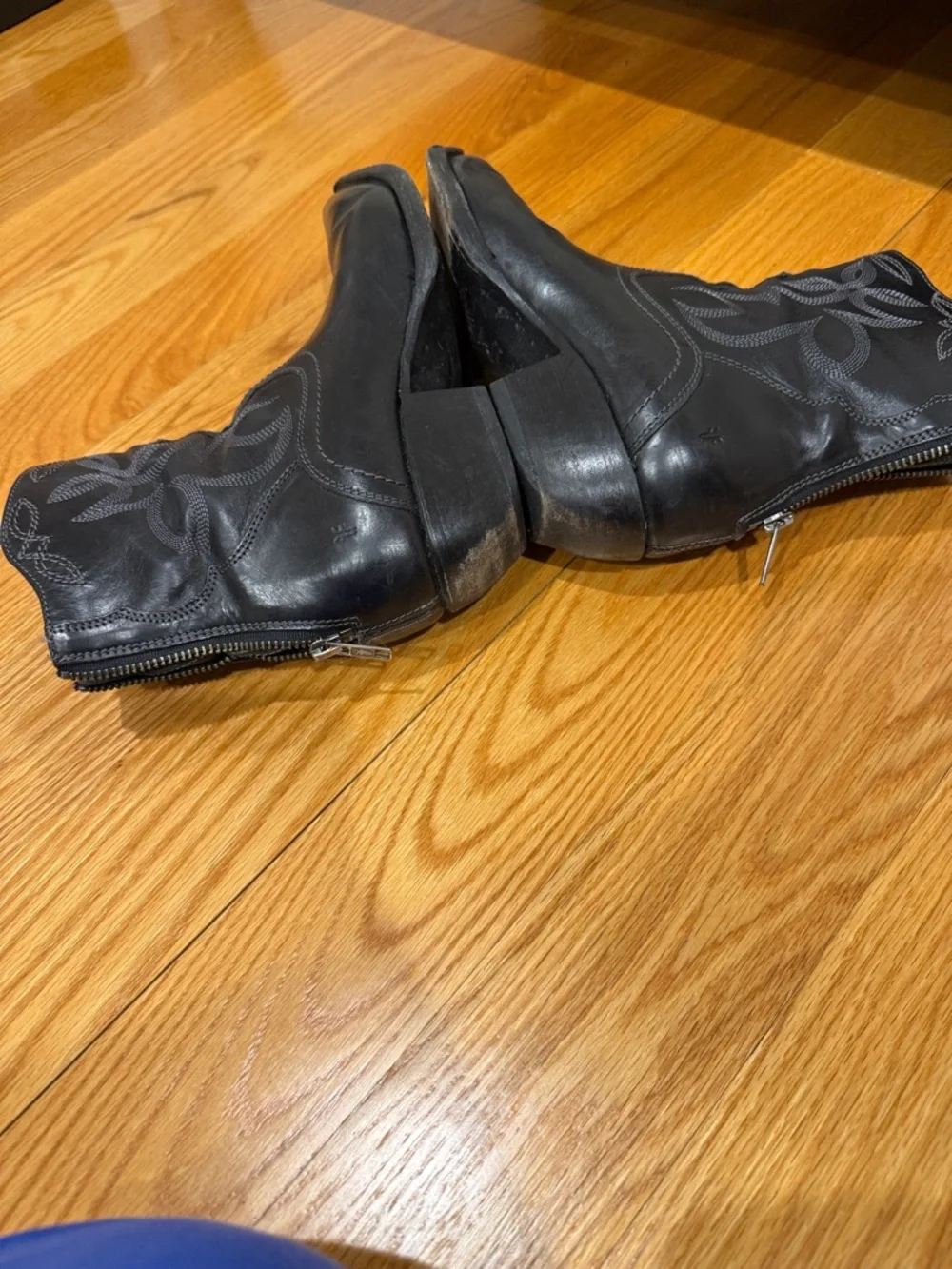 Frye Black Leather Western  Boots - Picture 5 of 5